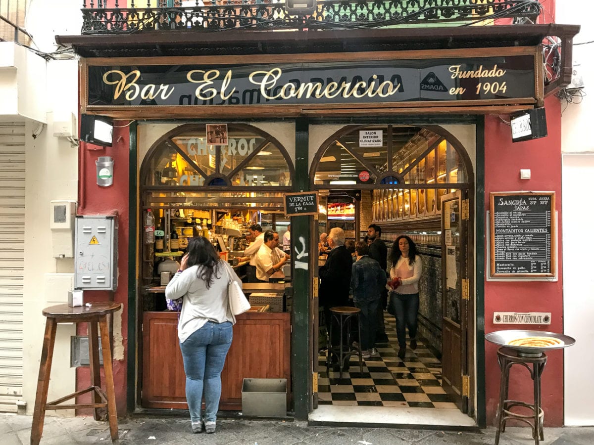 Desconfianza fábrica transmisión The Best Tapas in Seville: 7 Must-Try Tapas Bars - Rebecca and the World